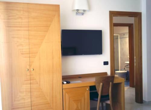 Hotel Mare Azzurro Terracina Ngoại thất bức ảnh